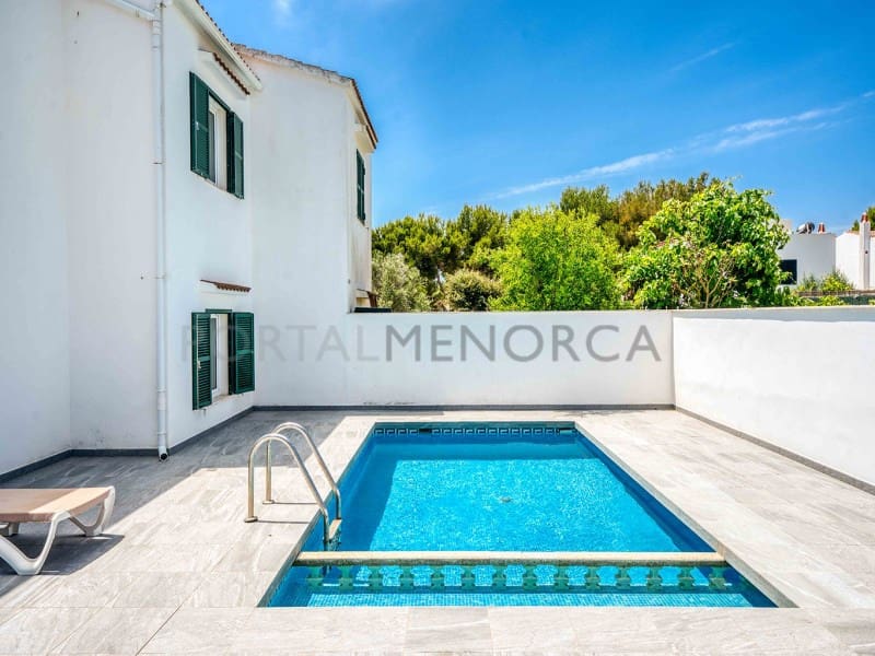 6 Zimmer Villa zu verkaufen in Cala Galdana mit Pool - 895.000 € (Ref: 9912826)