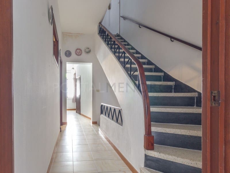 5 slaapkamer Huis te koop in Mahon / Mao - € 355.000 (Ref: 9915934)