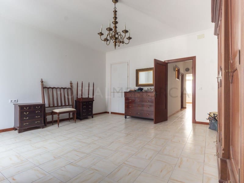 5 slaapkamer Huis te koop in Mahon / Mao - € 355.000 (Ref: 9915934)