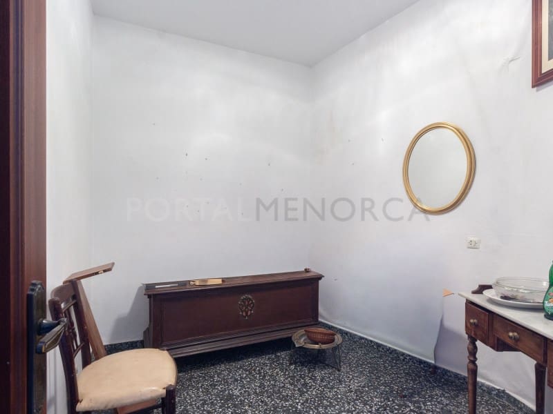 5 slaapkamer Huis te koop in Mahon / Mao - € 355.000 (Ref: 9915934)