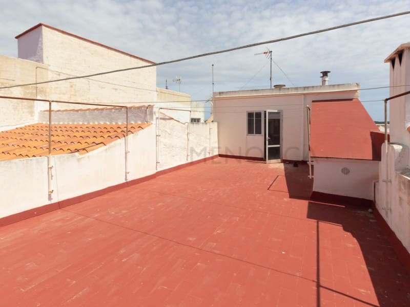 5 slaapkamer Huis te koop in Mahon / Mao - € 355.000 (Ref: 9915934)