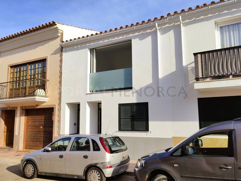 2 slaapkamer Appartement te koop in San Luis / Sant Lluis - € 450.000 (Ref: 9915935)