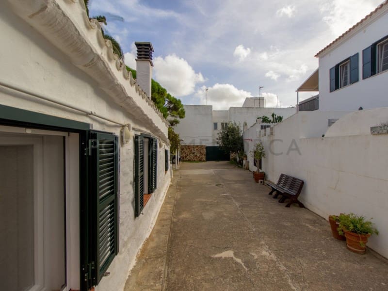 4 bedroom Semi-detached Villa for sale in San Luis / Sant Lluis with garage - € 590,000 (Ref: 9924337)
