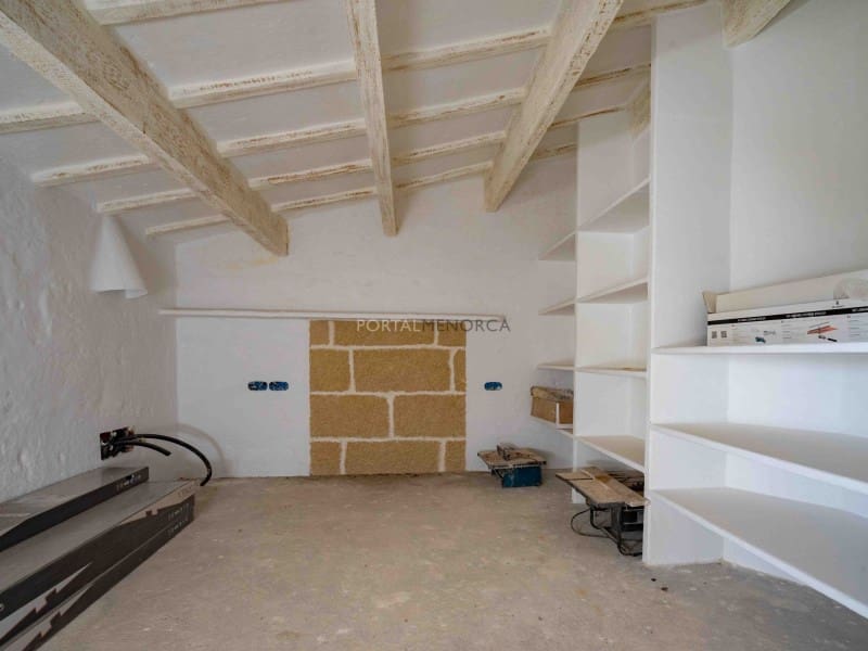 5 bedroom Finca/Country House for sale in Es Canutells - € 820,000 (Ref: 9936097)