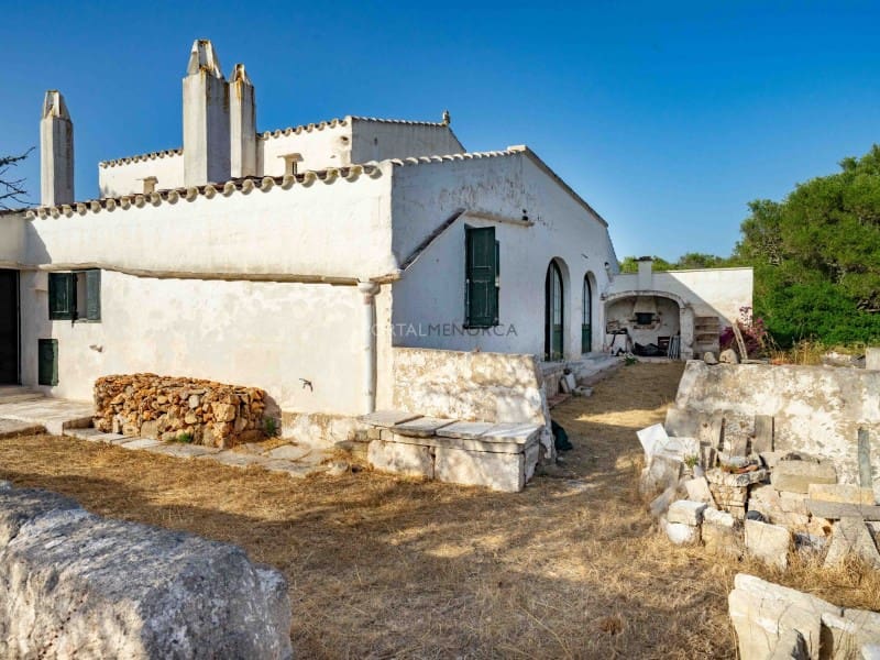 5 bedroom Finca/Country House for sale in Es Canutells - € 820,000 (Ref: 9936097)