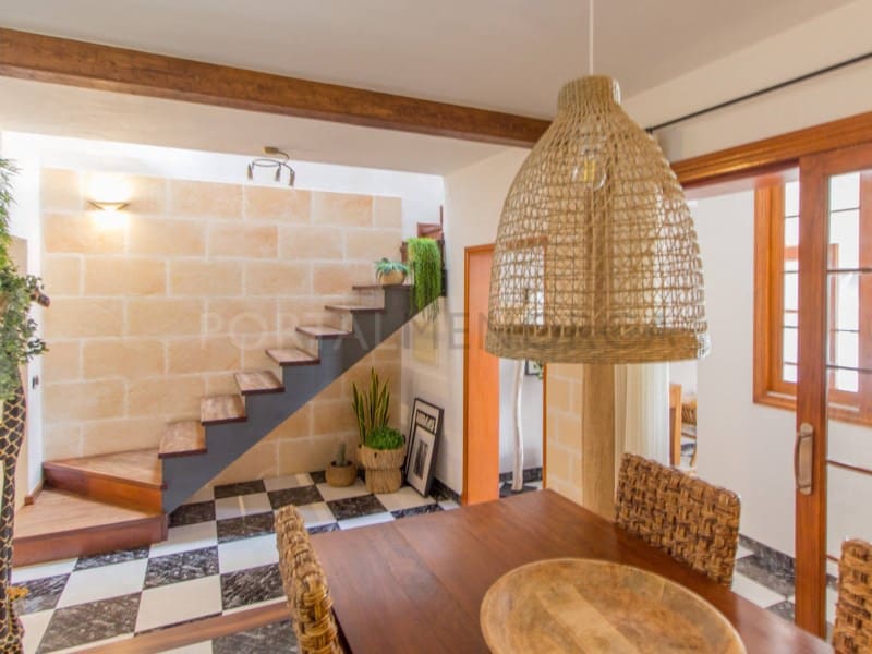 3 bedroom Penthouse for sale in Mahon / Mao with garage - € 700,000 (Ref: 9937883)