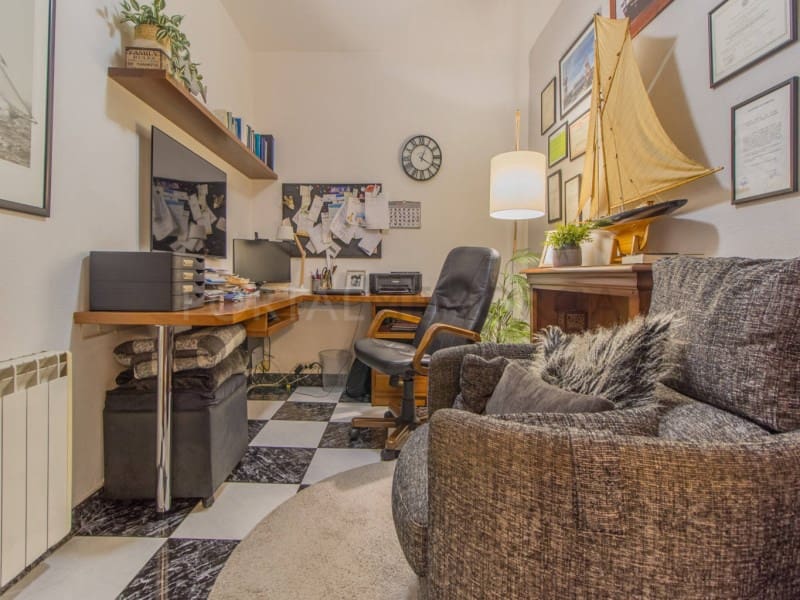 3 bedroom Penthouse for sale in Mahon / Mao with garage - € 700,000 (Ref: 9937883)