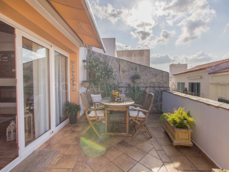 3 bedroom Penthouse for sale in Mahon / Mao with garage - € 700,000 (Ref: 9937883)