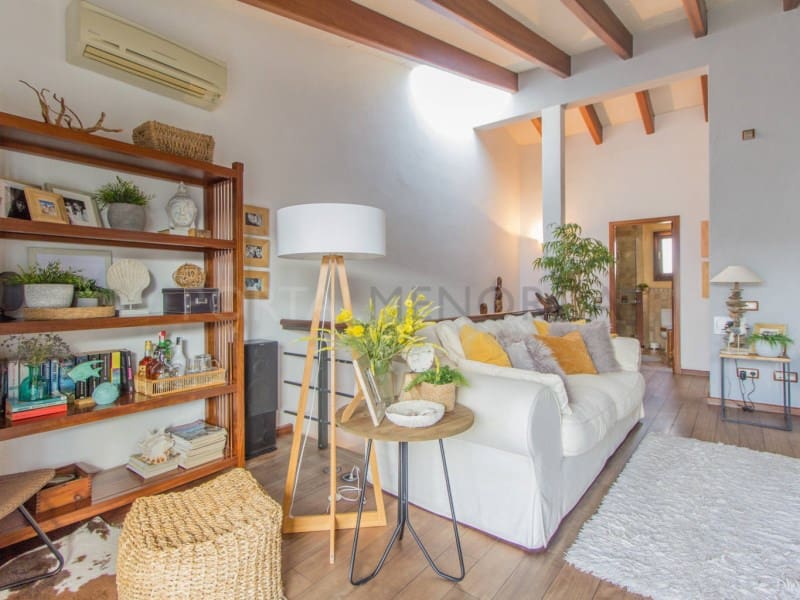 3 bedroom Penthouse for sale in Mahon / Mao with garage - € 700,000 (Ref: 9937883)