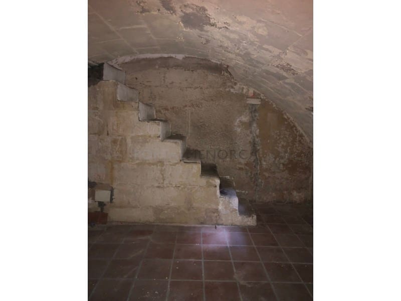 4 bedroom Townhouse for sale in Es Castell - € 299,000 (Ref: 9942047)