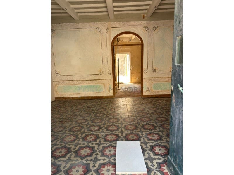 4 bedroom Townhouse for sale in Es Castell - € 299,000 (Ref: 9942047)