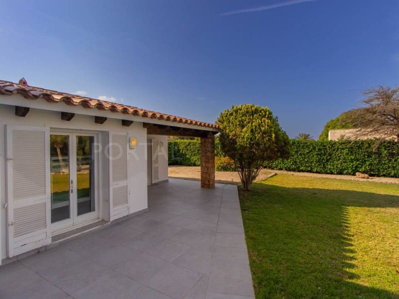5 bedroom Villa for sale in San Luis / Sant Lluis with pool - € 1,990,000 (Ref: 9942048)
