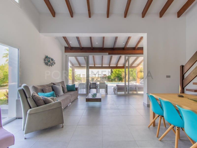 5 bedroom Villa for sale in San Luis / Sant Lluis with pool - € 1,990,000 (Ref: 9942048)