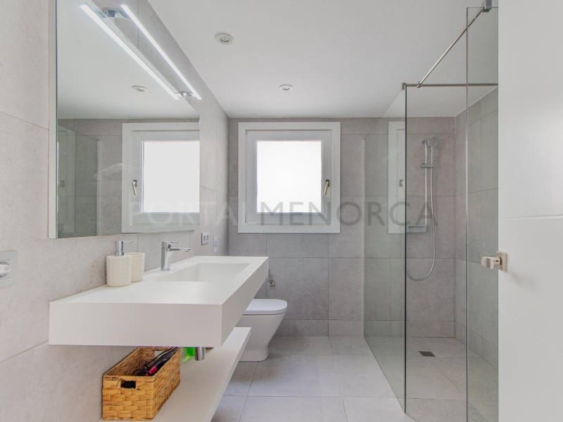 5 bedroom Villa for sale in San Luis / Sant Lluis with pool - € 1,990,000 (Ref: 9942048)