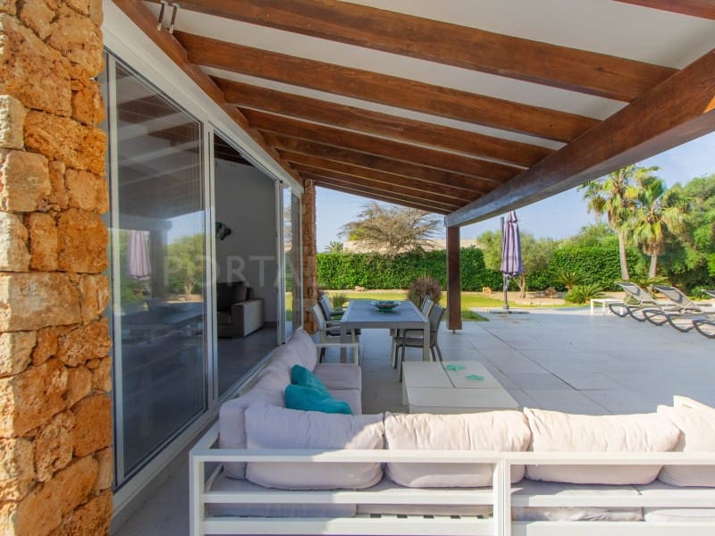 5 bedroom Villa for sale in San Luis / Sant Lluis with pool - € 1,990,000 (Ref: 9942048)
