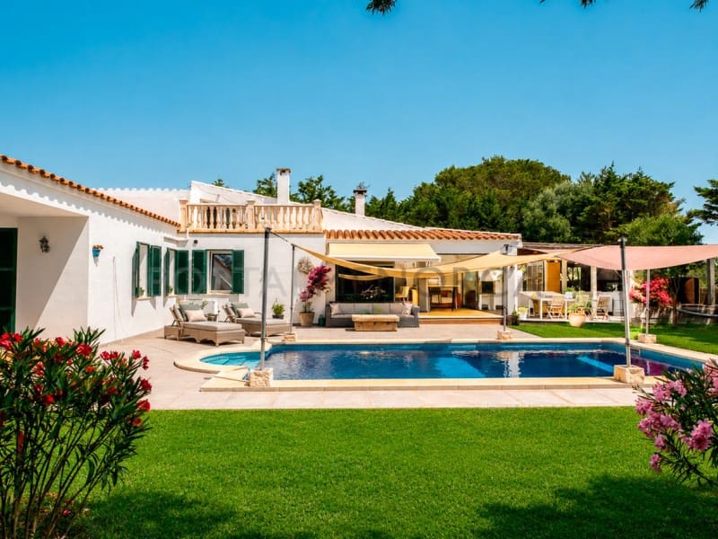 4 bedroom Villa for sale in San Luis / Sant Lluis - € 895,000 (Ref: 9970334)