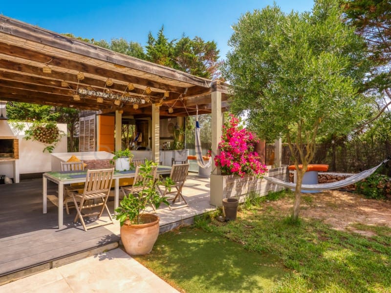 4 bedroom Villa for sale in San Luis / Sant Lluis - € 895,000 (Ref: 9970334)