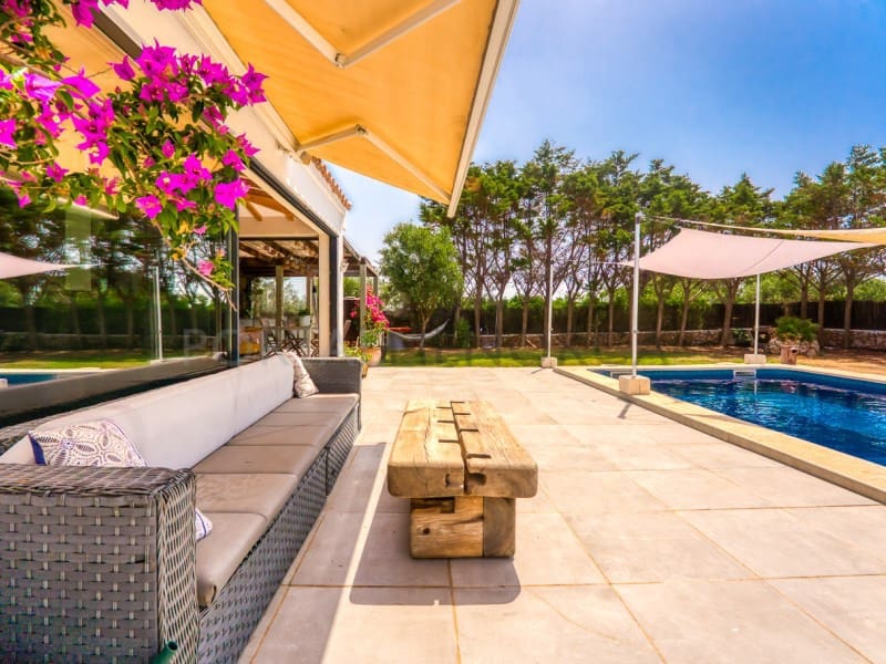 4 bedroom Villa for sale in San Luis / Sant Lluis - € 895,000 (Ref: 9970334)