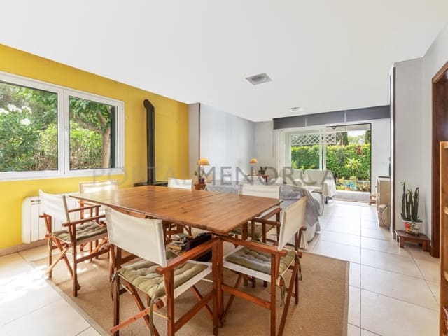 3 soverom Villa til salgs i Trebaluger, Es Castell med svømmebasseng - € 597 000 (Ref: 9970336)