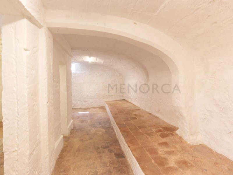 4 slaapkamer Huis te koop in Mahon / Mao - € 595.000 (Ref: 9977033)