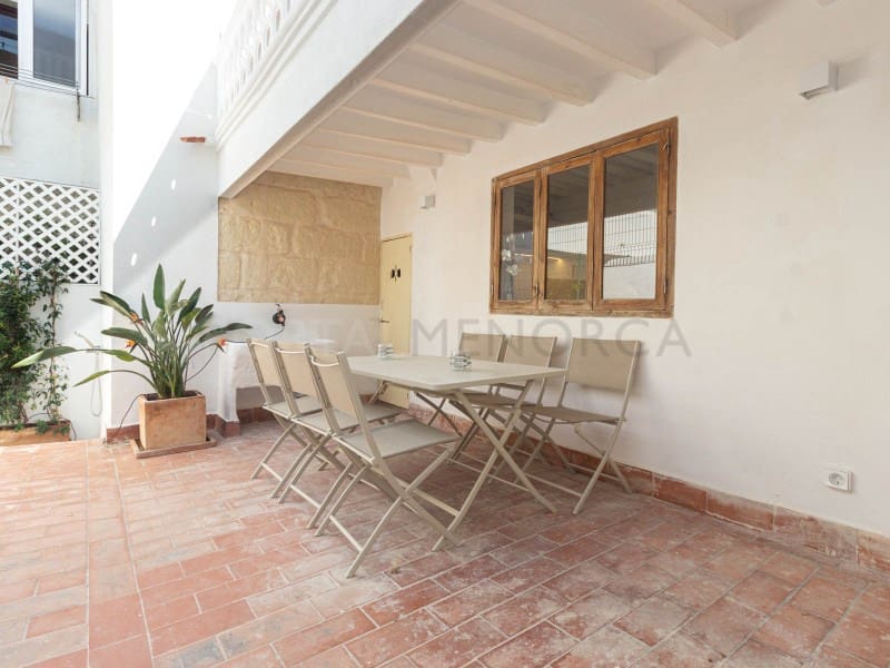4 slaapkamer Huis te koop in Mahon / Mao - € 595.000 (Ref: 9977033)
