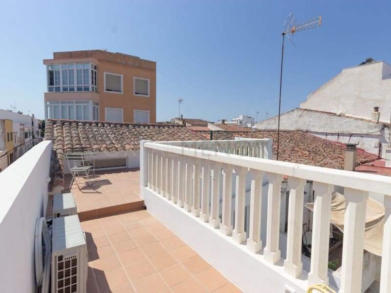 4 slaapkamer Huis te koop in Mahon / Mao - € 595.000 (Ref: 9977033)