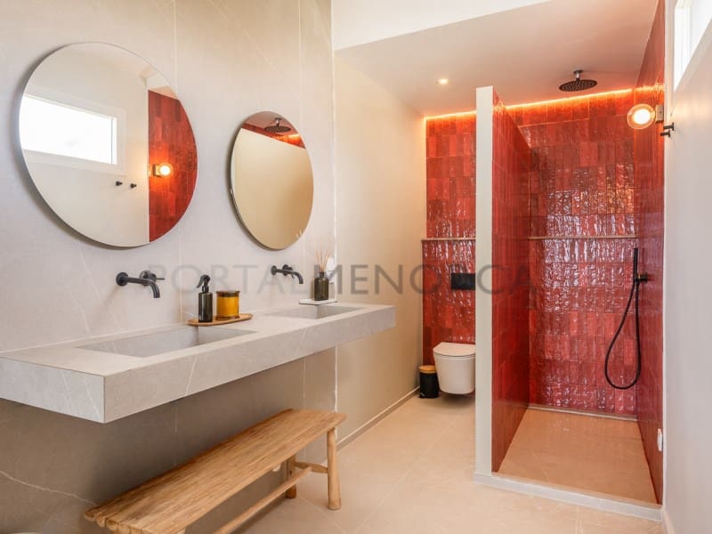 Chalet de 3 habitaciones en Cala Morell en venta con piscina - 1.495.000 € (Ref: 9978532)