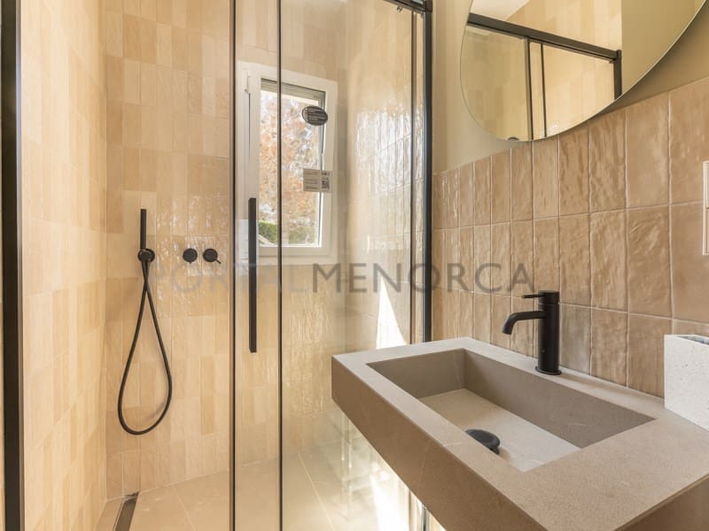 Chalet de 3 habitaciones en Cala Morell en venta con piscina - 1.495.000 € (Ref: 9978532)