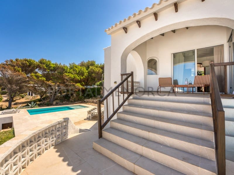 Chalet de 3 habitaciones en Cala Morell en venta con piscina - 1.495.000 € (Ref: 9978532)