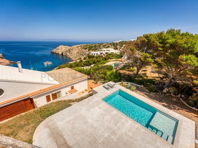 Chalet de 3 habitaciones en Cala Morell en venta con piscina - 1.495.000 € (Ref: 9978532)