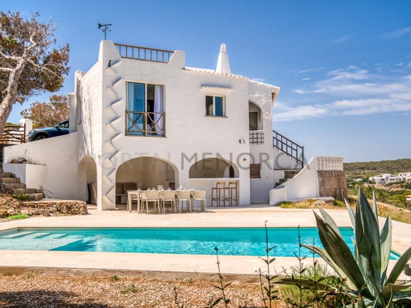Chalet de 3 habitaciones en Cala Morell en venta con piscina - 1.495.000 € (Ref: 9978532)