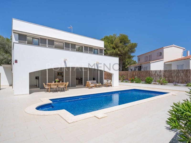 3 bedroom Villa for sale in Es Mercadal with pool - € 725,000 (Ref: 9979581)