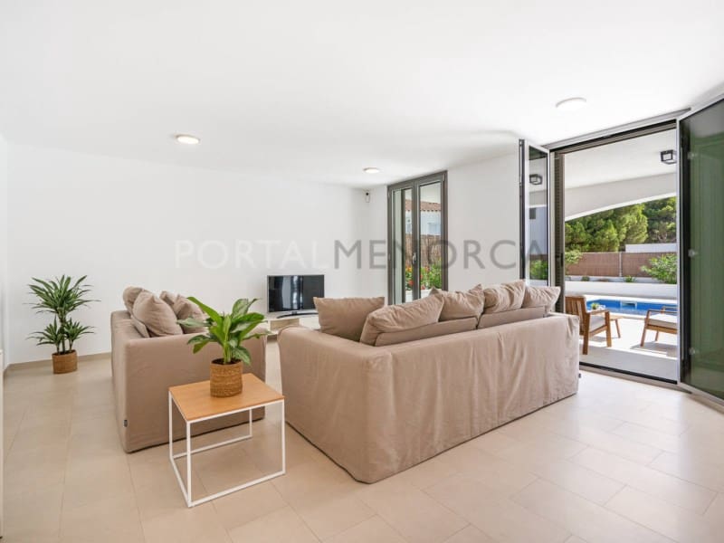 3 bedroom Villa for sale in Es Mercadal with pool - € 725,000 (Ref: 9979581)