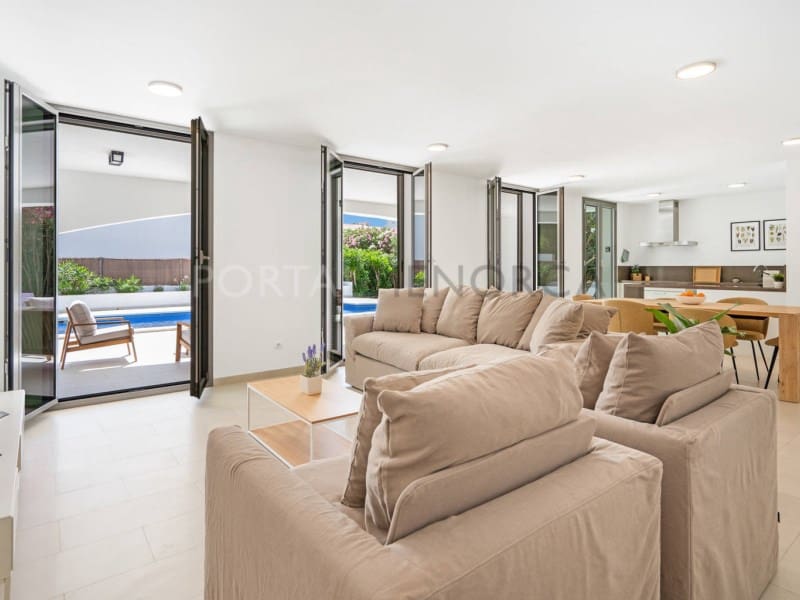3 bedroom Villa for sale in Es Mercadal with pool - € 725,000 (Ref: 9979581)