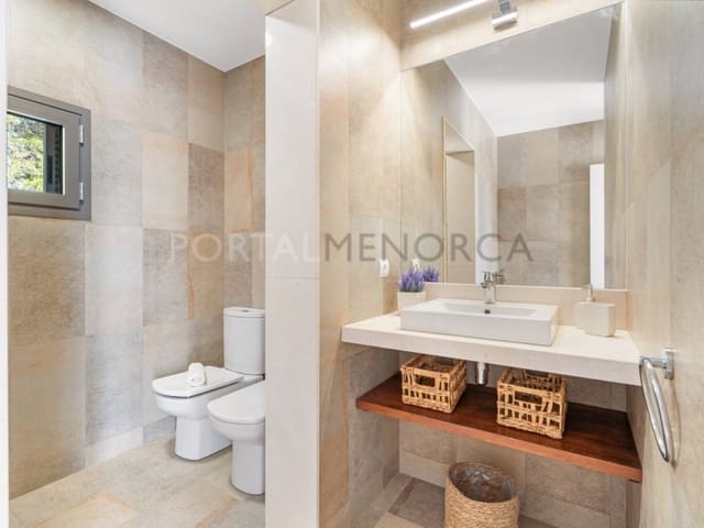 3 bedroom Villa for sale in Port d'Addaia, Es Mercadal with pool - € 725,000 (Ref: 9979581)