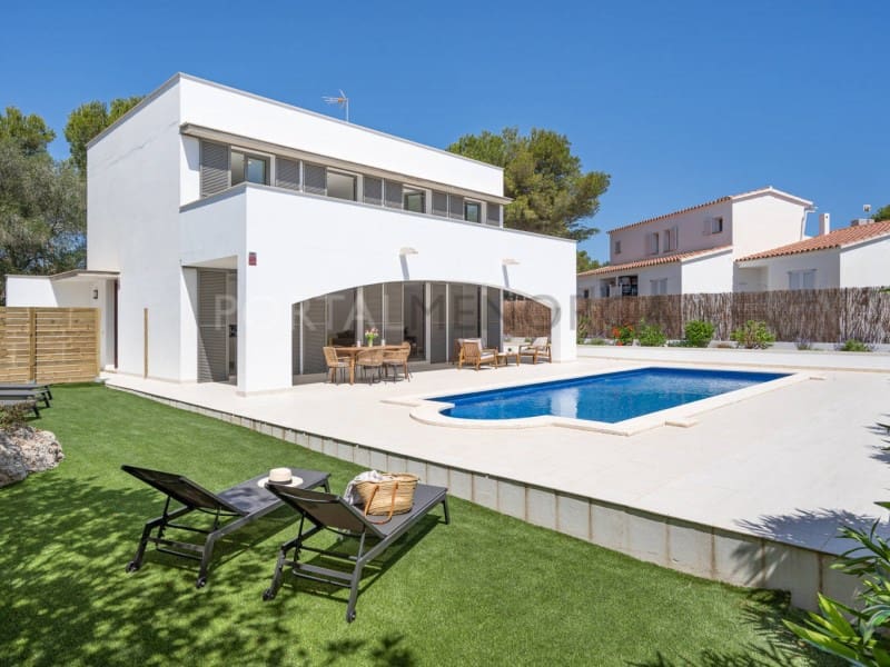 3 bedroom Villa for sale in Es Mercadal with pool - € 725,000 (Ref: 9979581)