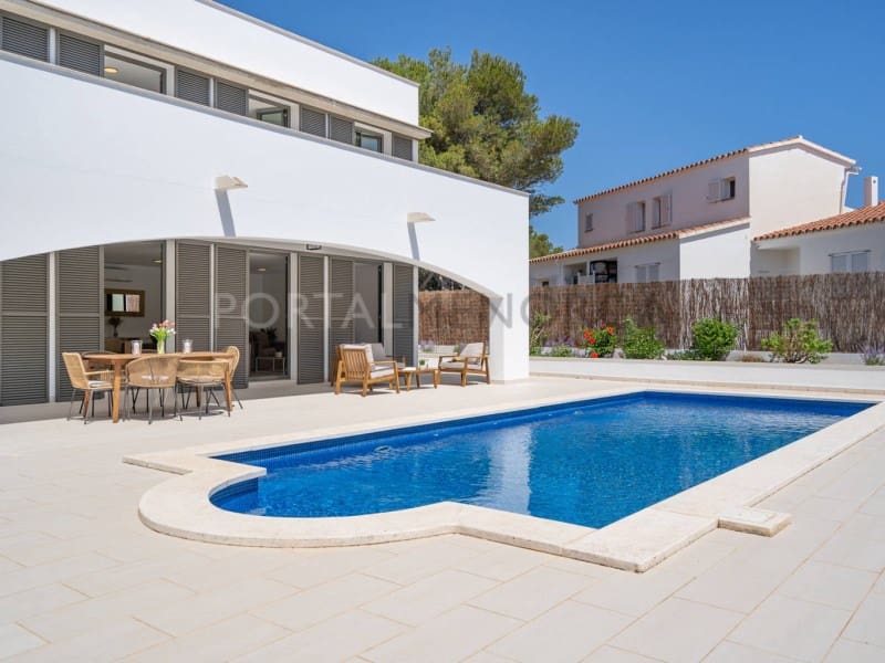 3 bedroom Villa for sale in Es Mercadal with pool - € 725,000 (Ref: 9979581)