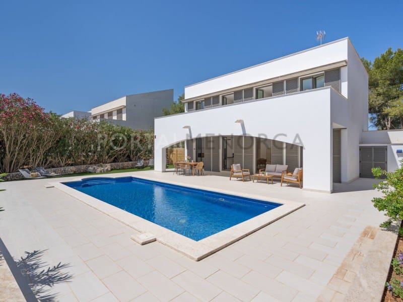 3 bedroom Villa for sale in Es Mercadal with pool - € 725,000 (Ref: 9979581)