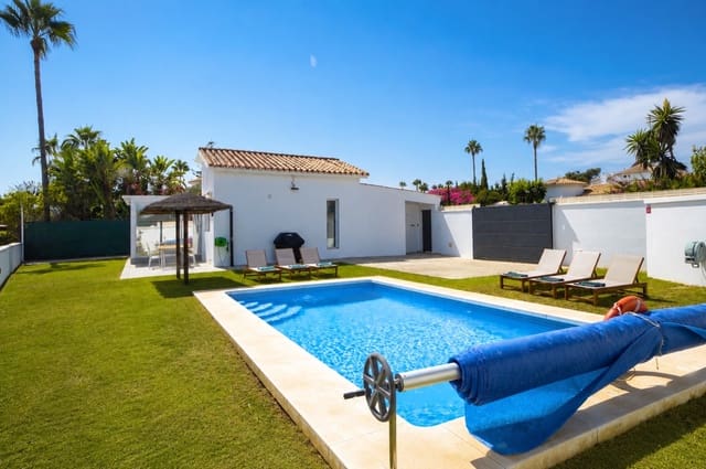 3 Zimmer Bungalow zu vermieten in Costalita, Estepona mit Pool Garage - 20.000 € (Ref: 10021610)