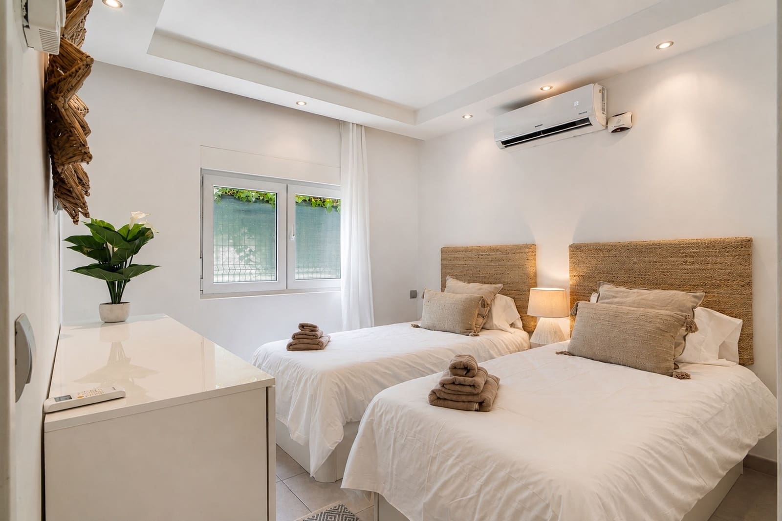3 camera da letto Bungalow da affittare in Costalita con piscina garage - 20.000 € (Rif: 10021610)