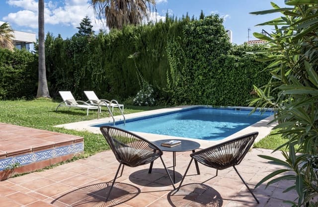 Chalet de 6 habitaciones en Nueva Andalucia, Marbella en venta con piscina garaje - 1.400.000 € (Ref: 10031411)