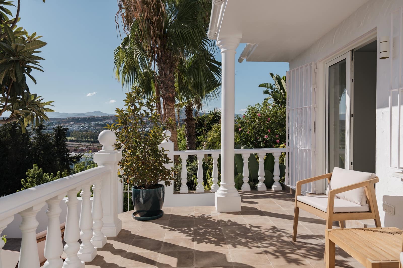 2 quarto Casa em Banda para venda em New Golden Mile com piscina garagem - 525 000 € (Ref: 10032447)