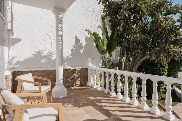 2 quarto Casa em Banda para venda em Benamara - Atalaya, Estepona com piscina garagem - 525 000 € (Ref: 10032447)