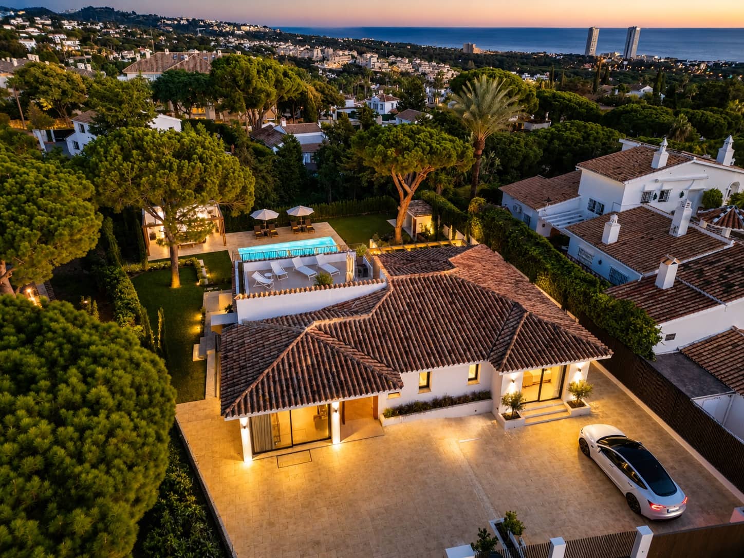 5 slaapkamer Villa te koop in Elviria met zwembad garage - € 3.295.000 (Ref: 10042184)