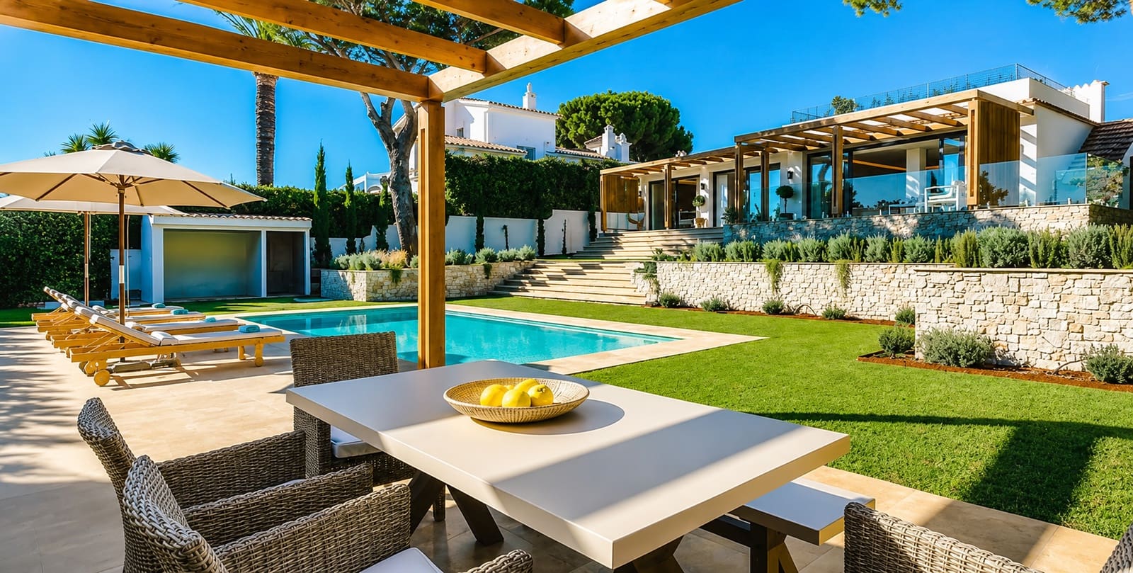 5 slaapkamer Villa te koop in Elviria met zwembad garage - € 3.295.000 (Ref: 10042184)