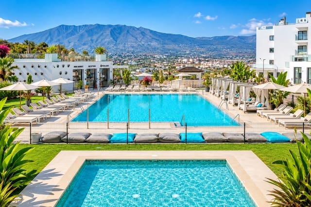 3 quarto Apartamento para venda em Mijas Costa, Mijas com piscina - 400 000 € (Ref: 10048188)