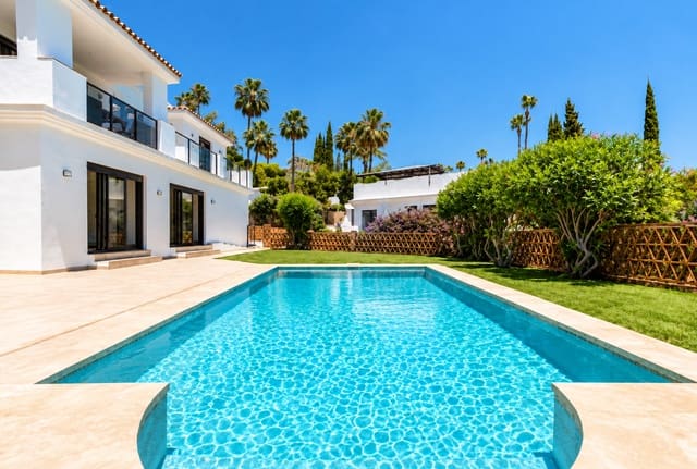4 Zimmer Villa zu verkaufen in El Rosario, Marbella mit Pool - 2.000.000 € (Ref: 10055758)