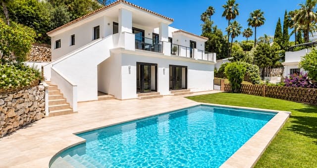 4 Zimmer Villa zu verkaufen in El Rosario, Marbella mit Pool - 2.000.000 € (Ref: 10055758)