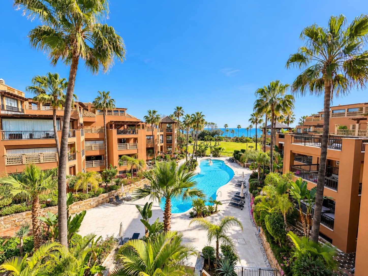 3 sovrum Lägenhet till salu i San Pedro de Alcantara med pool garage - 1 125 000 € (Ref: 10078910)