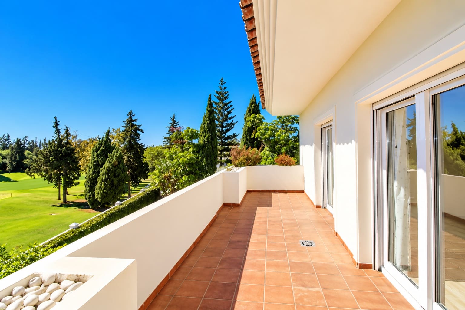 Chalet de 4 habitaciones en Guadalmina en venta con piscina garaje - 1.900.000 € (Ref: 10113269)